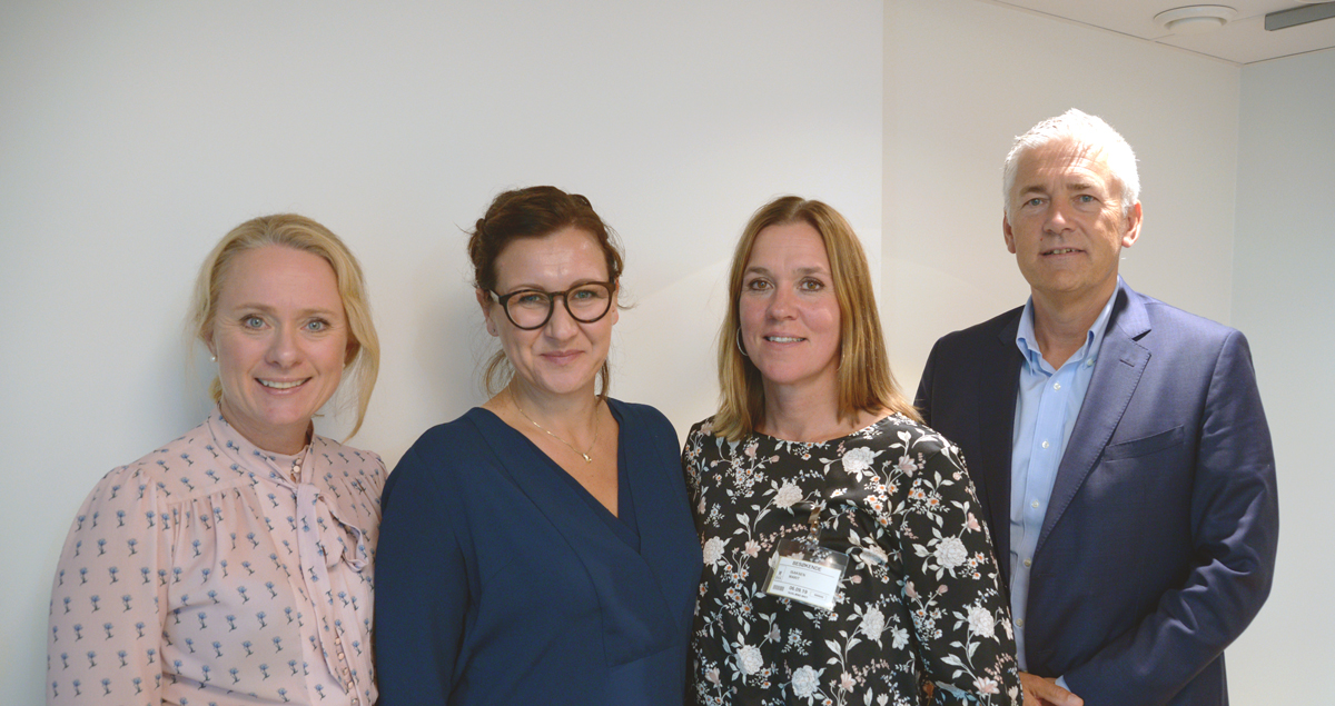 Arbeids- og sosialminister Anniken Hauglie sammen med Marianne Solberg, Marit S.Isaksen og tjenestedirektør i NAV, Kjell Hugvik