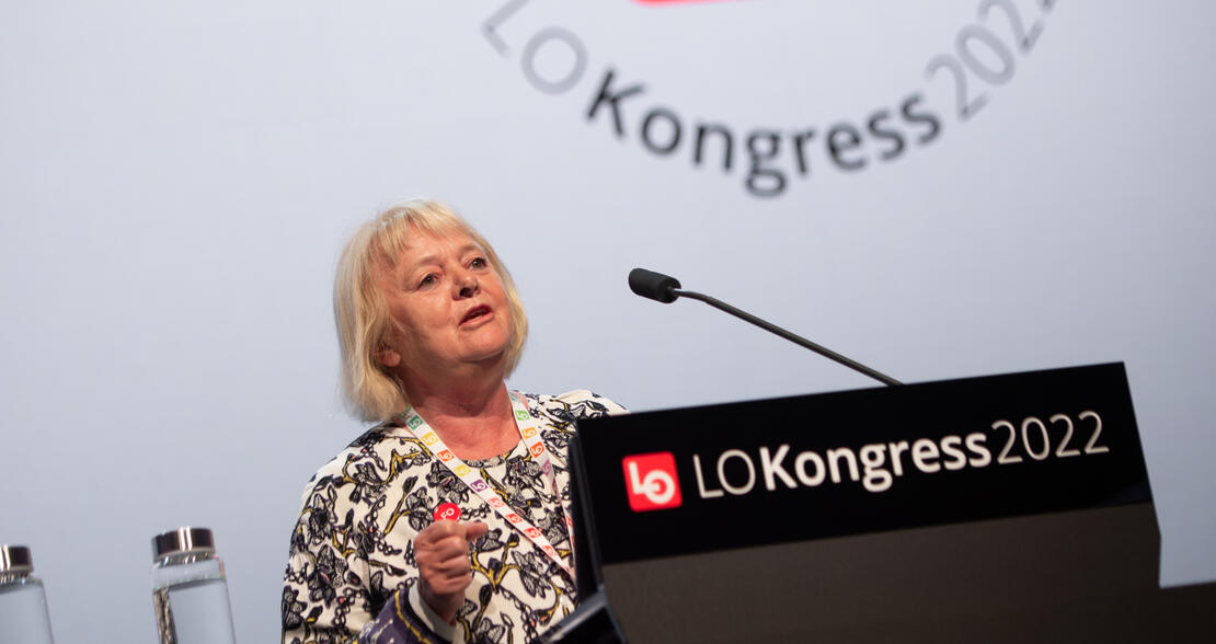 DRIVKRAFT: Kvisvik mener at det trengs en sosialpolitisk drivkraft i Norge. Dette var et av hennes viktigste saker under LO-kongressen tidligere i år. Mimmi på talerstolen